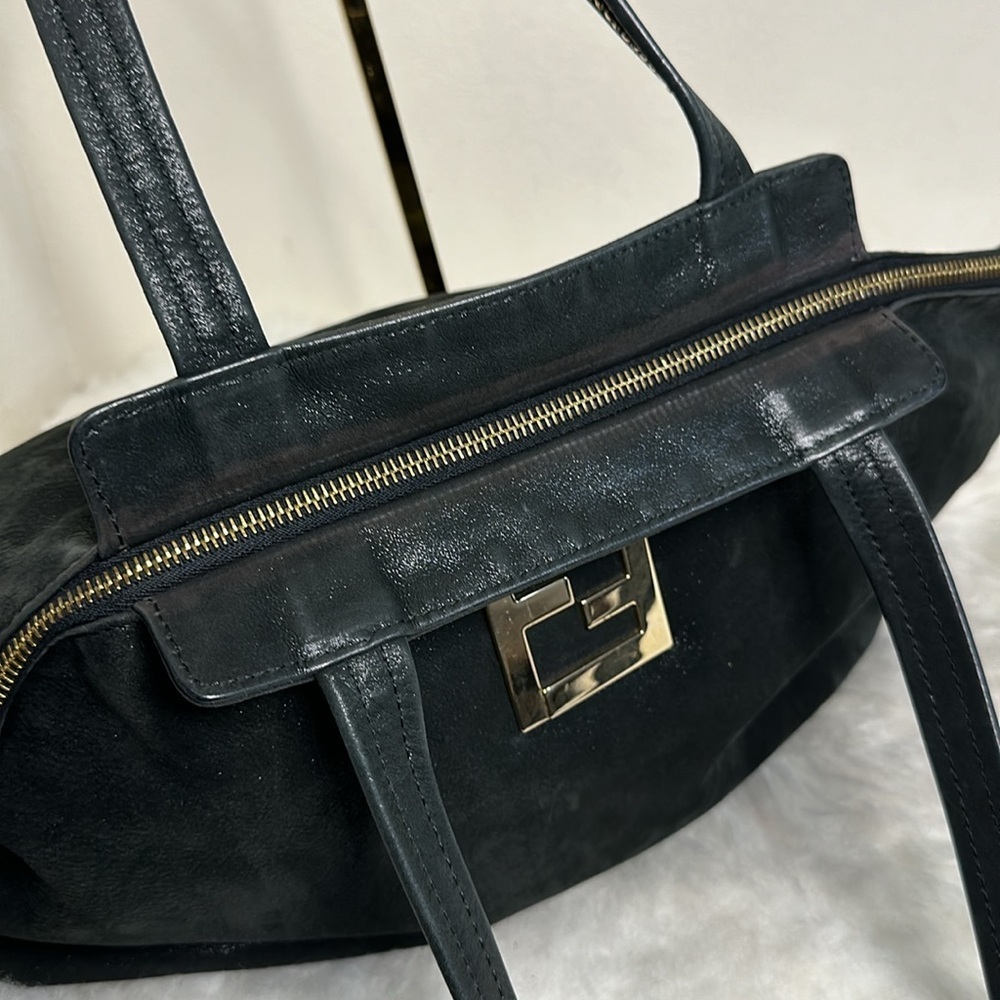 💯Authentic Fendi FF Lampo Chain Shoulder Tote Bag🍀 - Picture 5 of 17